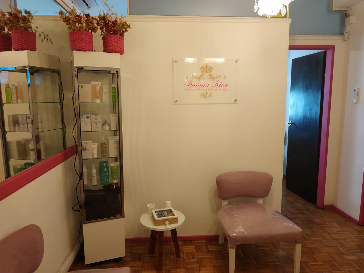 Recepción y salón de estética Daiana Ríos Buenos Aires