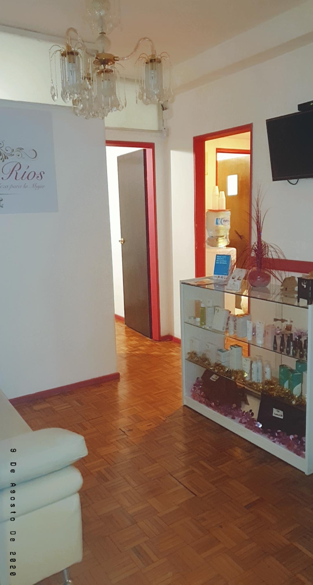 Suite de estética facial y cabina de aparatología